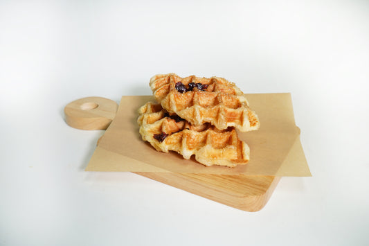 ครัฟเฟิลแครนเบอรี่ 60g